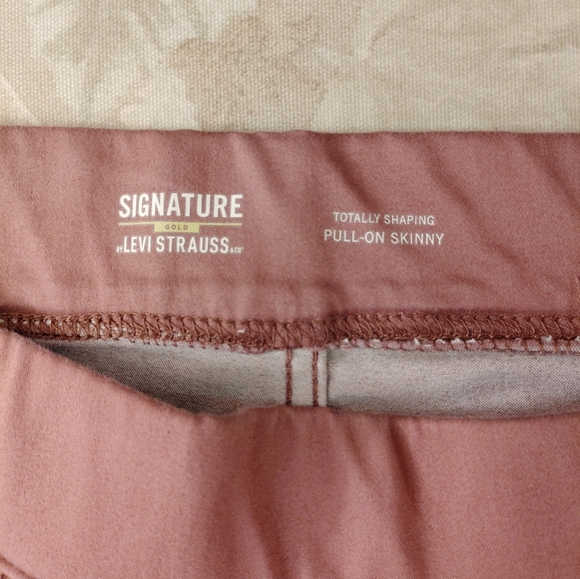 Levi Strauss Signature Pink Pants - Picture 5 of 7